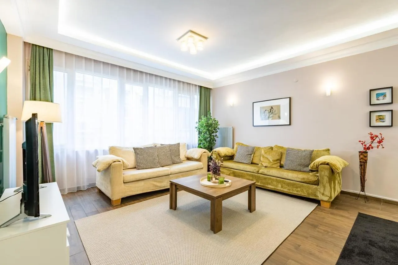 Sleek And Central Flat In Nisantasi Apartamento Istambul